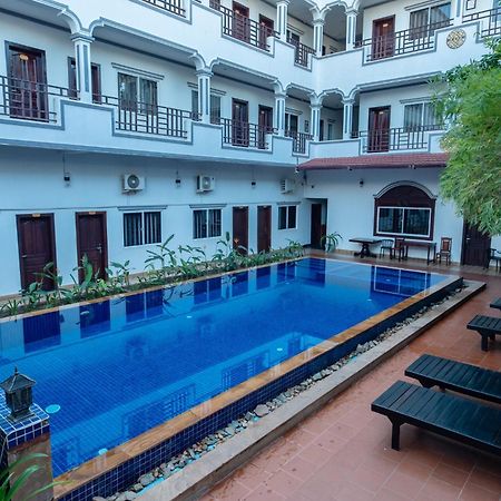 Отель Golden Bakong Boutique Сиемрип Экстерьер фото