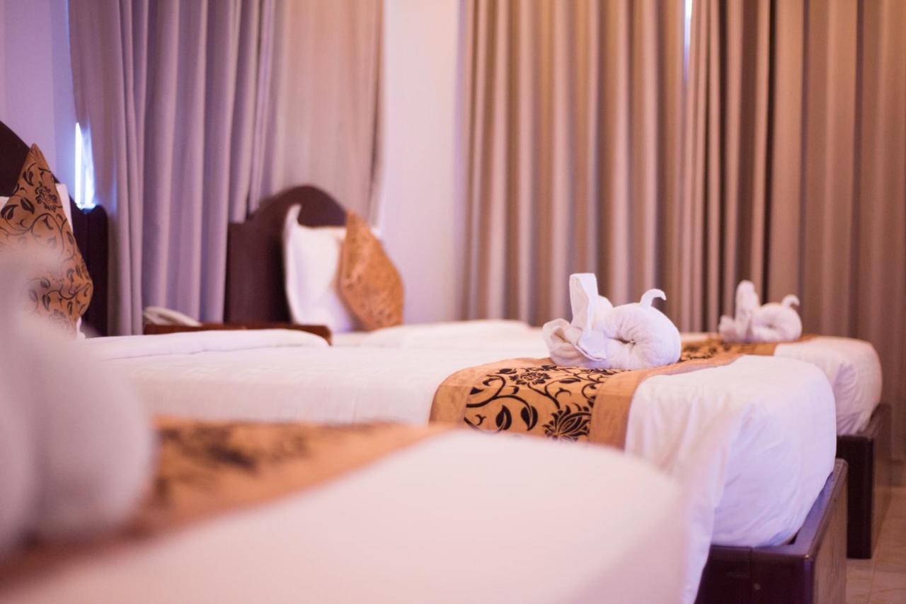 Отель Golden Bakong Boutique Сиемрип Экстерьер фото
